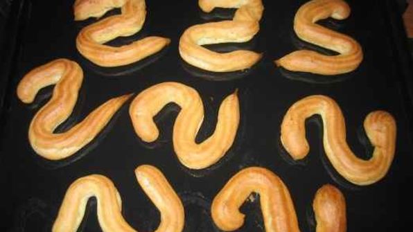 пирожное змейки