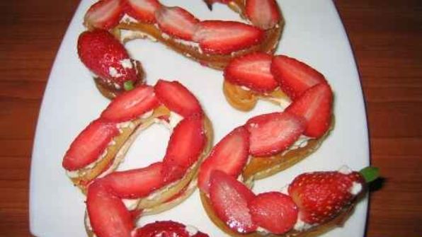 пирожное змейки