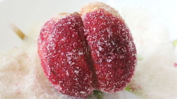 пирожные персики