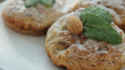 Пирожные с миндалем