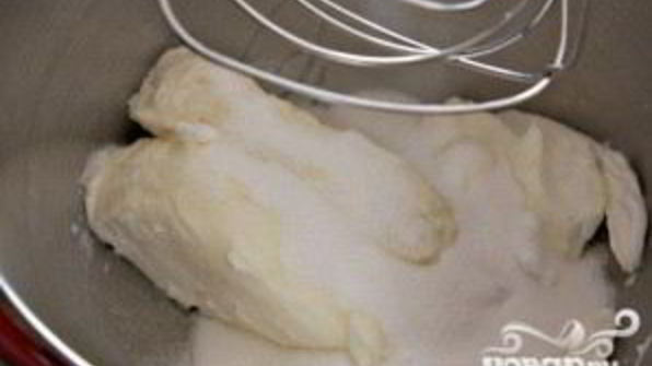 пирожные с молочной карамелью и сливочным сыром