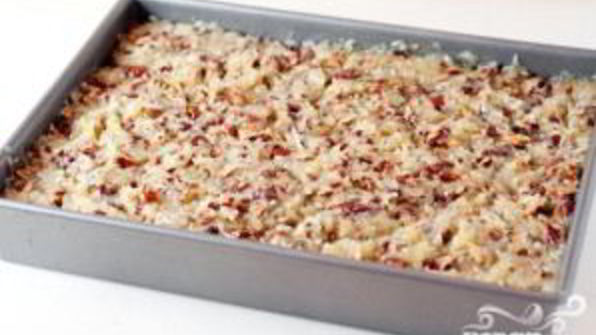 пирожные с орехами и кокосовой стружкой