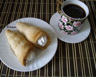 Пирожные трубочки