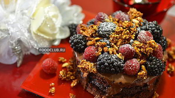 шоколадное пирожное