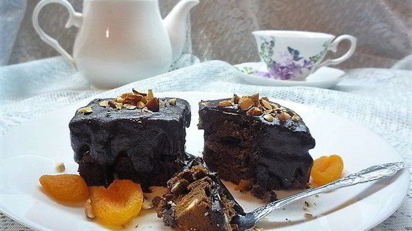 шоколадные брауни с курагой и миндалем