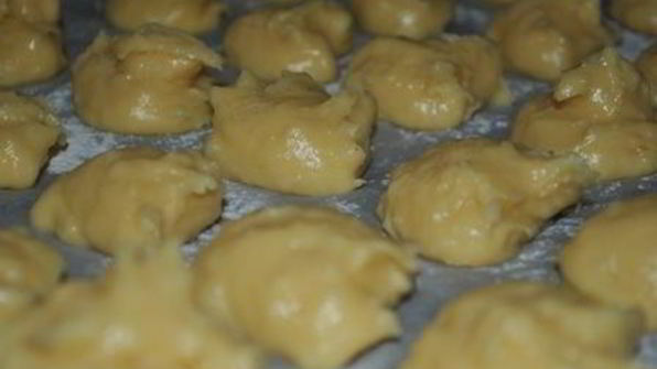 швейцарские заварные пирожные с яблочным кремом