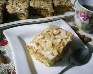 Трижды миндальное пирожное