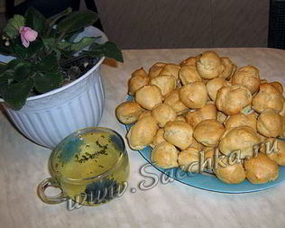 Заварные пирожные с сырным кремом