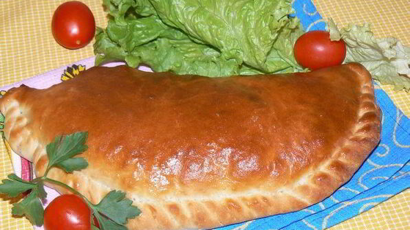 итальянская пицца кальцоне