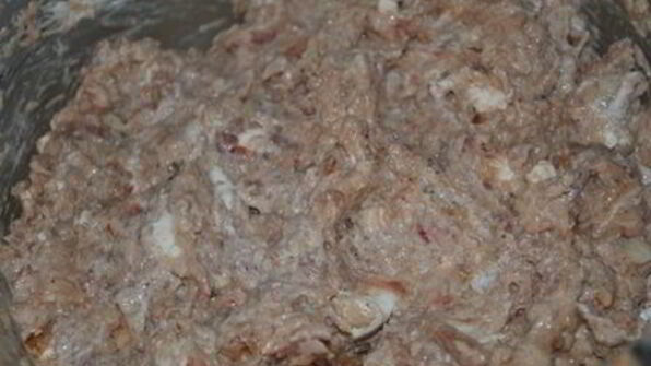 пиде — турецкая пицца с фаршем, фетой и помидорами