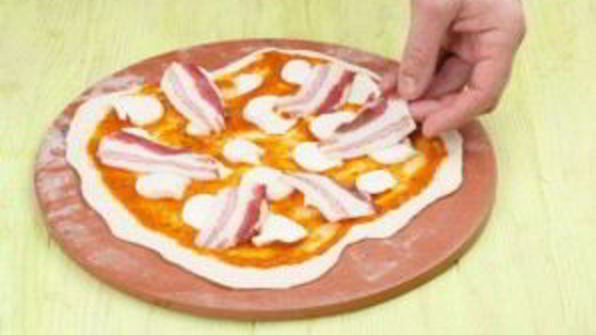 пицца карбонара