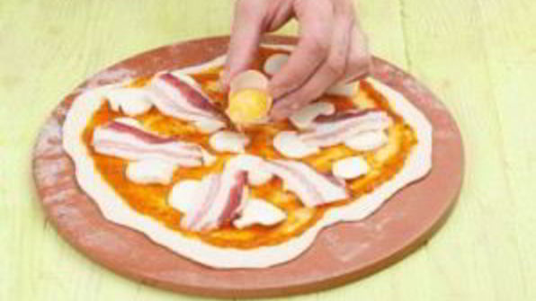 пицца карбонара