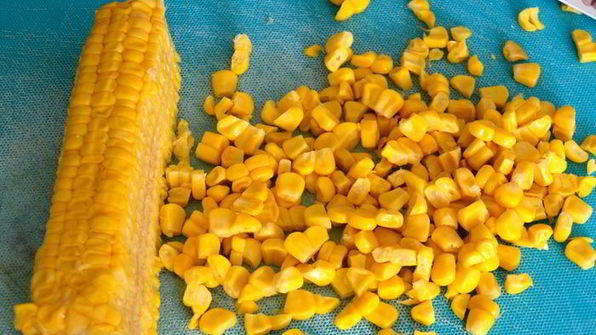 пицца летняя с цукини и кукурузой