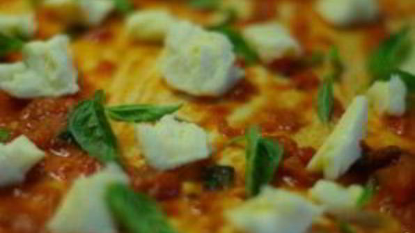 пицца на тонком тесте