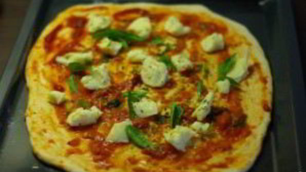 пицца на тонком тесте