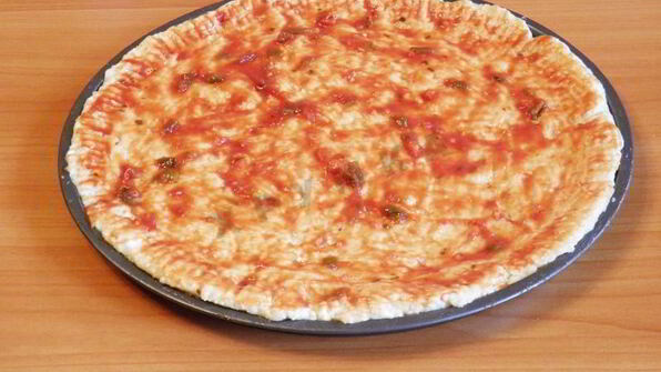 пицца на творожном тесте с курицей