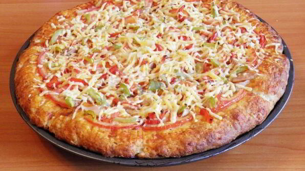 пицца на творожном тесте с курицей