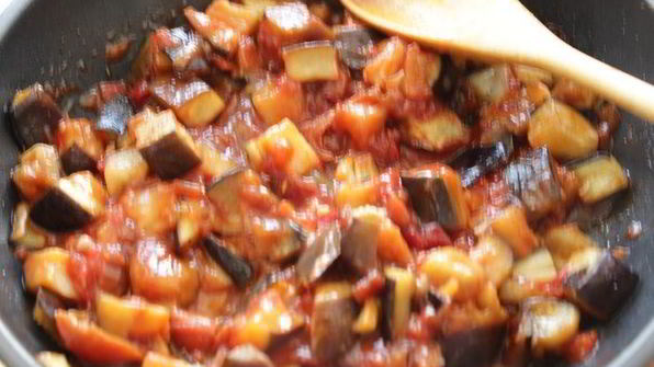 пицца с баклажанами и сыром джюгас