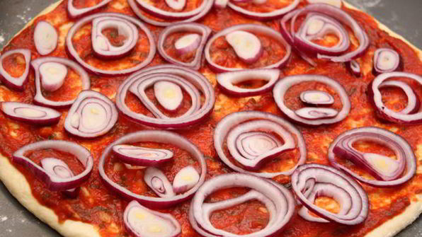 пицца с беконом