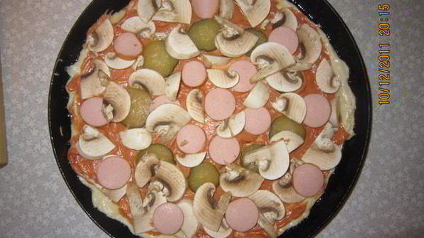 пицца с грибами на дрожжевом тесте