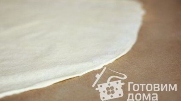 пицца с картошкой и копченой ветчиной