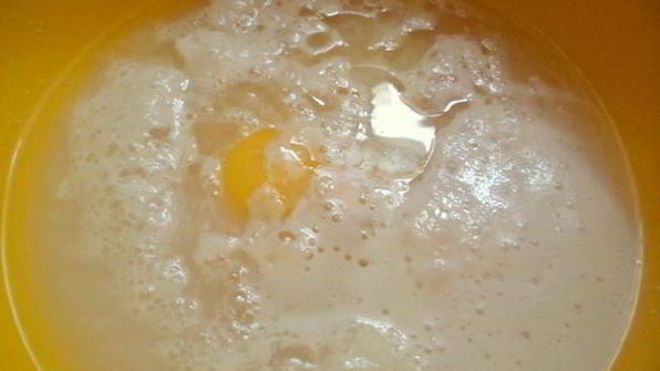 пицца с колбасой и оливками