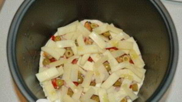 пицца с креветками в мультиварке