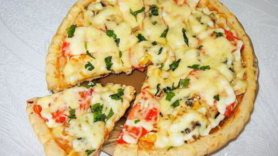 Пицца с куриной грудкой и шампиньонами