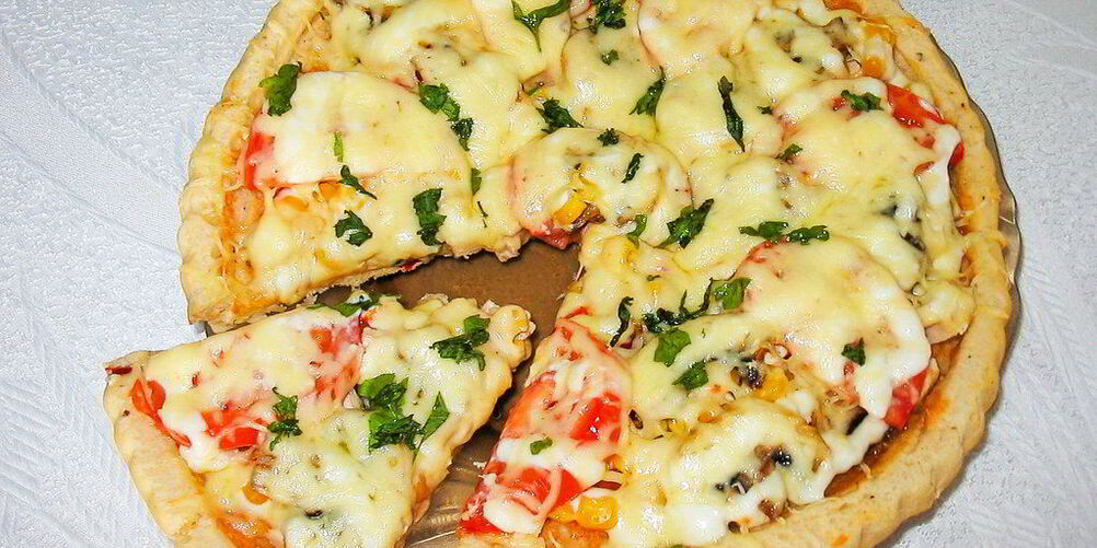 Рецепт пицца с куриной грудкой и шампиньонами