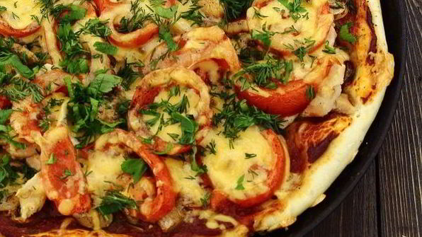 пицца с курицей и грибами