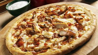 Пицца с курицей