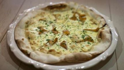 Пицца с лисичками