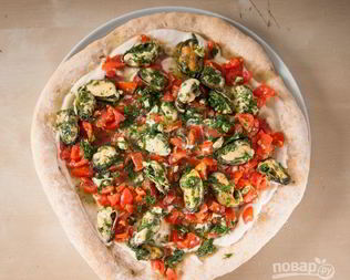 Пицца с мидиями