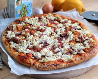 Пицца с морепродуктами и сыром тофу