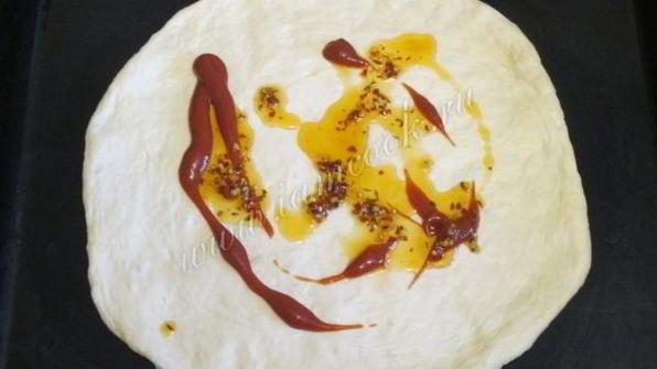 пицца с морепродуктами и сыром тофу