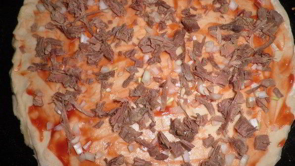 пицца с мясом