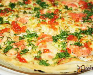 Пицца с семгой и креветками Царская