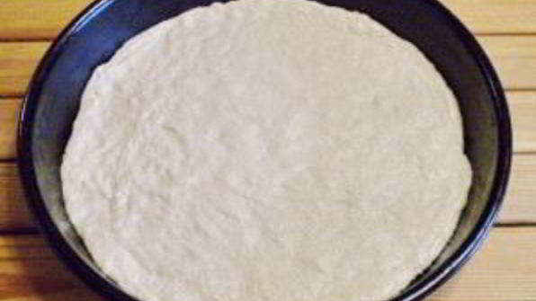 пицца с солеными огурцами