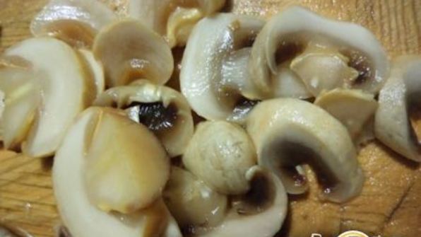 пицца с ветчиной и болгарским перцем