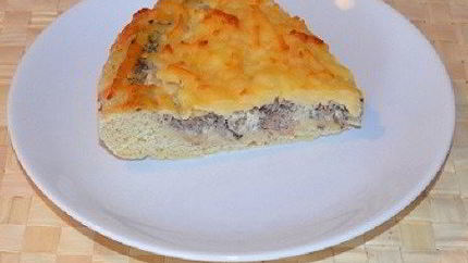 Пицца Сайран с сайрой, ананасами и соусом с бальзамическим белым уксусом