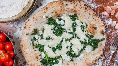 Пицца со шпинатом и рикоттой