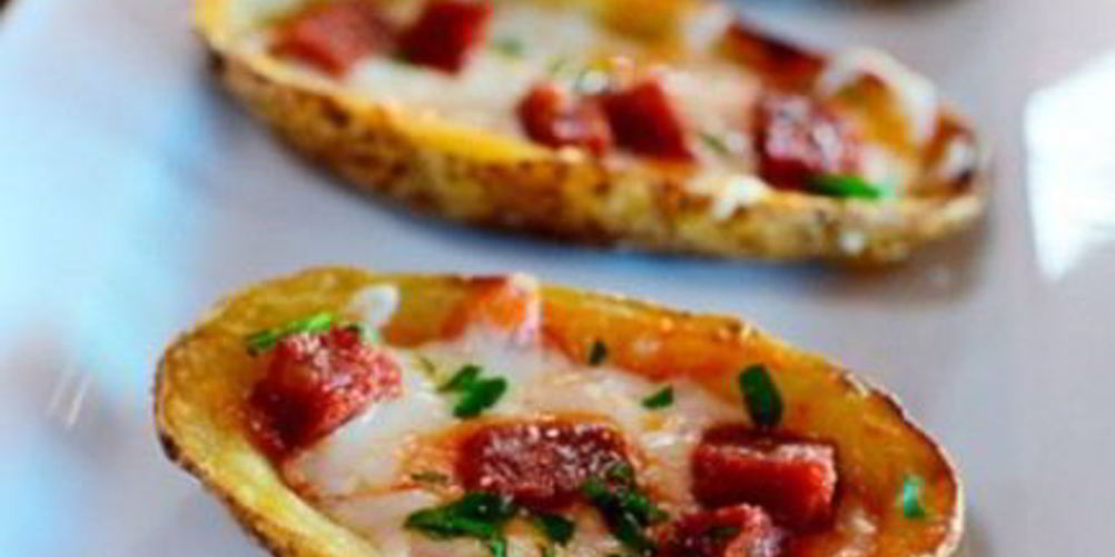Рецепт пицца в половинках картофеля