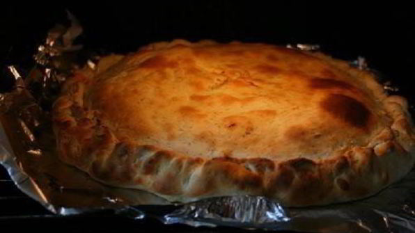 закрытая пицца кальцоне