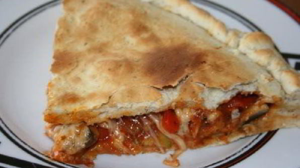 закрытая пицца кальцоне