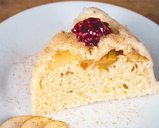 Шарлотка с яблоками