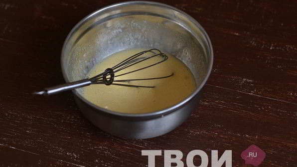 грушевая шарлотка