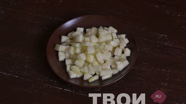 грушевая шарлотка