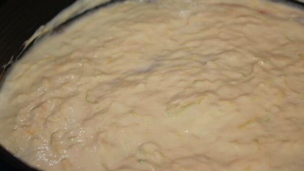 кабачковая шарлотка