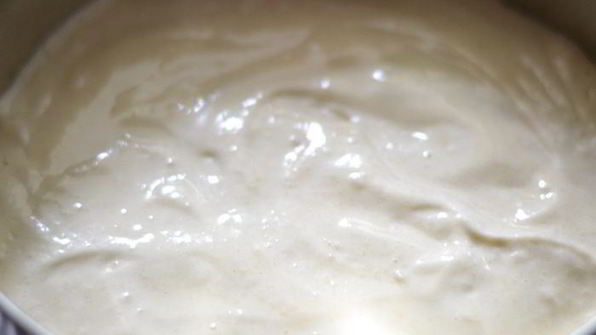 клубнично-фисташковая шарлотка