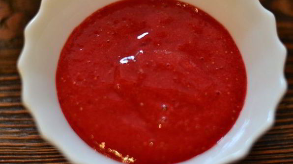 клубнично-фисташковая шарлотка